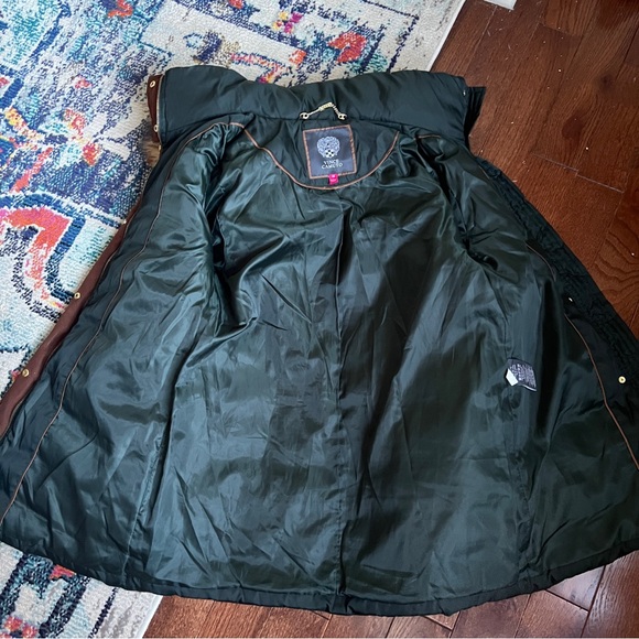 Vince Camuto Women's Green Down Filled Parka with Faux Fur Trim Hood medium - Picture 11 of 12